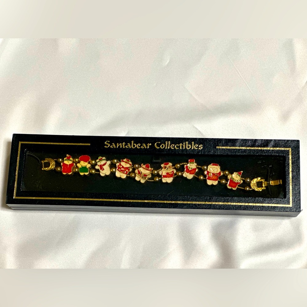 Vintage Santa Bear Collectibles bracelet 9 bears/ Dayton Hudson